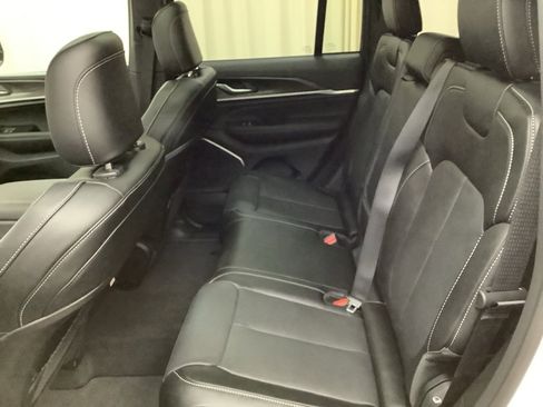New 2026 Jeep Grand Cherokee Limited image 27
