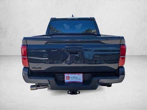 Certified 2025 Toyota Tacoma SR5 AWD/4WD image 7