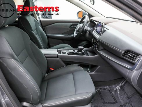 Used 2023 Nissan Rogue S image 52