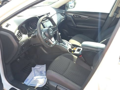 Used 2019 Nissan Rogue S FWD image 21