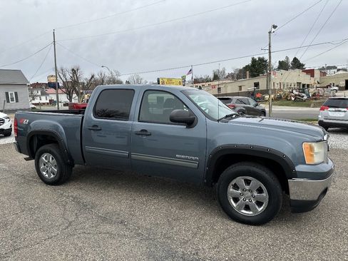Used 2013 GMC Sierra 1500 SLE w/ Power Tech Package image 4