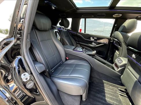 Certified 2021 Mercedes-Benz Maybach GLS 600 4MATIC image 27