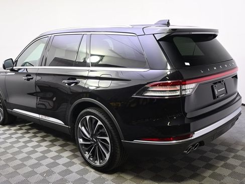 New 2026 Lincoln Aviator Reserve AWD/4WD image 3