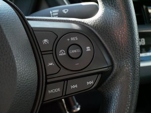 Certified 2024 Toyota Corolla LE image 25