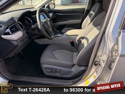 Used 2020 Toyota Camry LE image 13