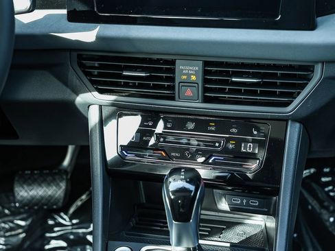 New 2026 Volkswagen Jetta SE image 23