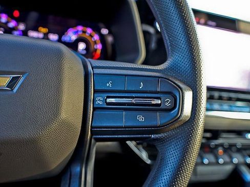 Used 2025 Chevrolet Colorado W/T w/ Advanced Trailering Package image 39