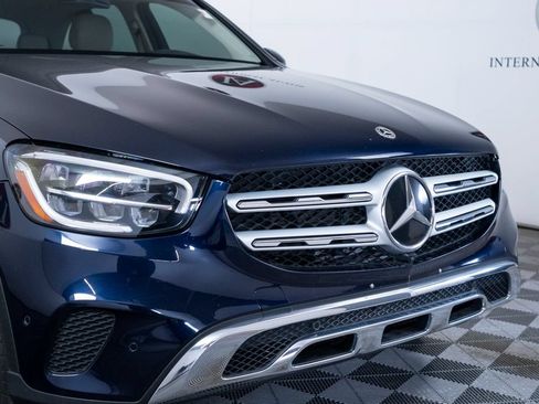 Used 2021 Mercedes-Benz GLC 300 4MATIC w/ Premium Package image 10