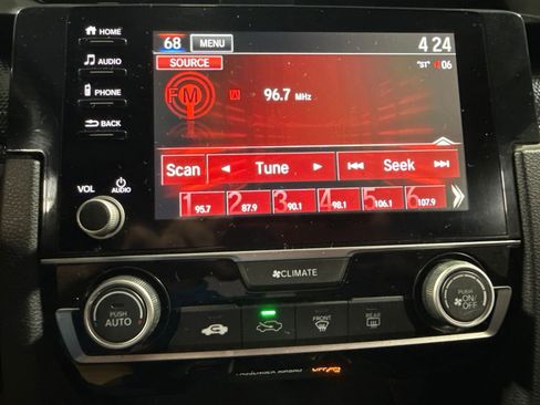 Used 2019 Honda Civic Sport image 19