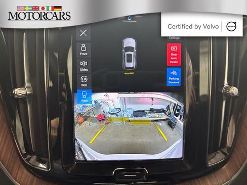 Certified 2023 Volvo XC60 B5 Plus w/ Protection Package Premier AWD/4WD image 22