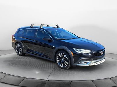 Used 2018 Buick Regal Essence w/ Driver Confidence Package #1