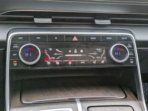 Used 2023 Genesis GV80 3.5T Advanced + image 22