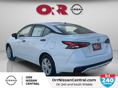 Used 2025 Nissan Versa S w/ Trunk Package FWD image 7