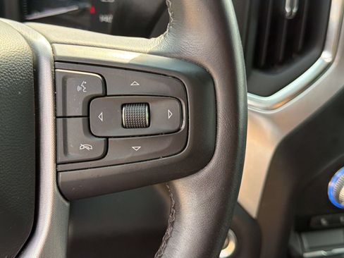 Used 2022 GMC Sierra 1500 SLT w/ SLT Premium Package AWD/4WD image 16