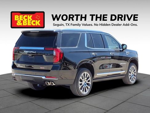 New 2026 GMC Yukon Denali w/ Denali Reserve Package image 5