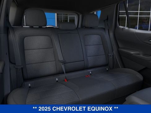 New 2025 Chevrolet Equinox LT w/ Safety and Technology Package image 18