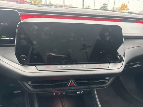 Used 2024 Dodge Charger R/T w/ Plus Group image 24