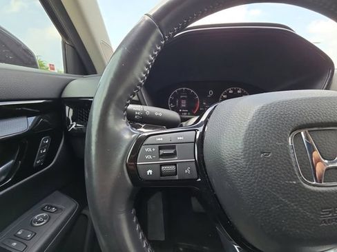 Used 2024 Honda CR-V EX-L image 11