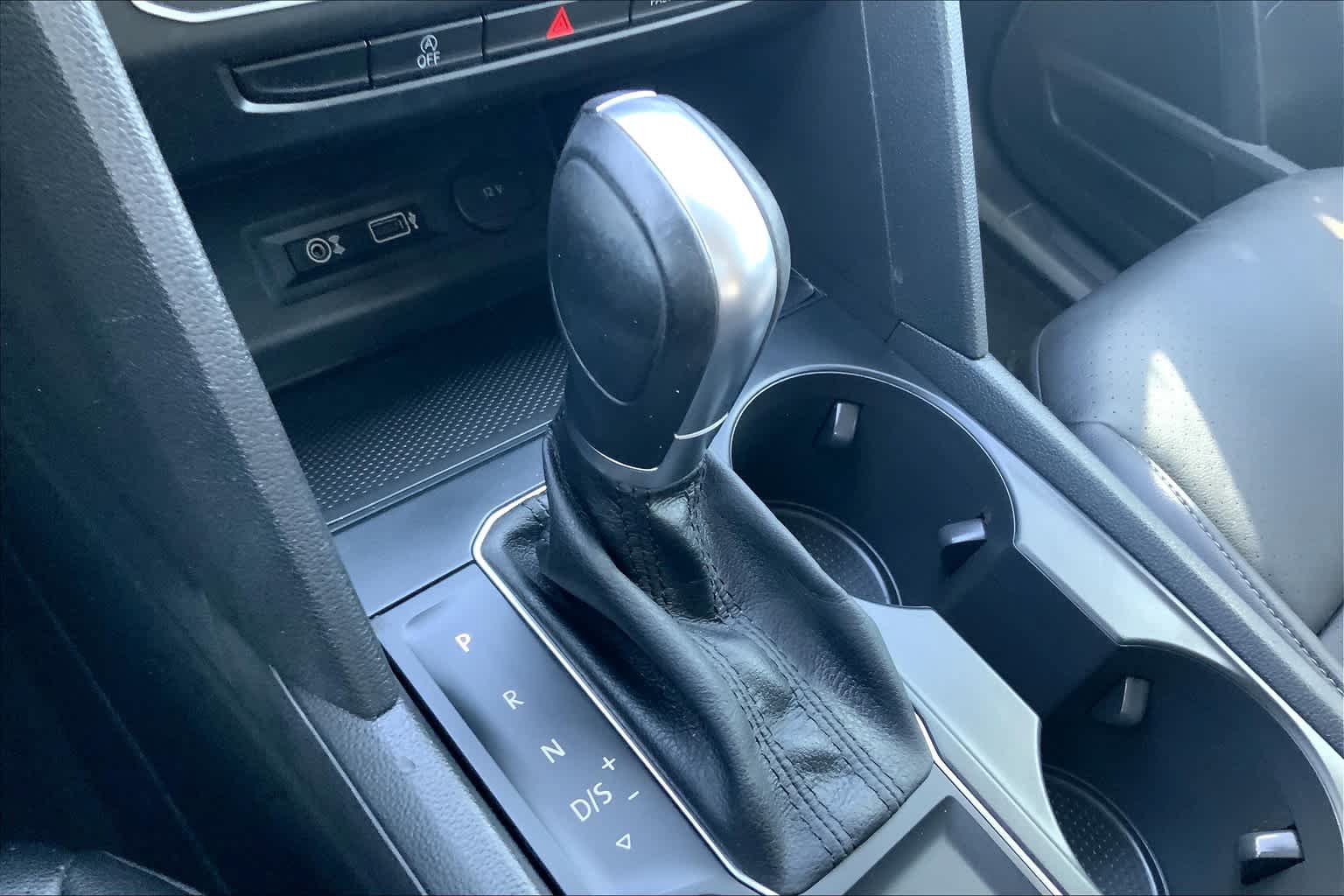 Used 2018 Volkswagen Atlas SE FWD image 34