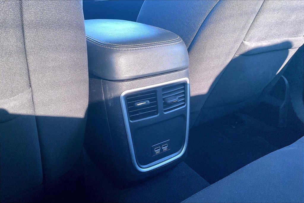 Used 2023 Dodge Charger SXT w/ Cold Weather Package RWD image 10