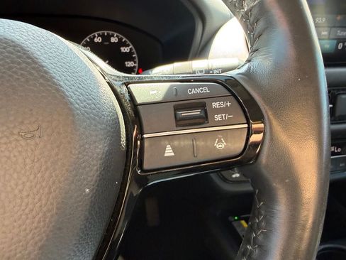 Used 2023 Honda HR-V EX-L image 14