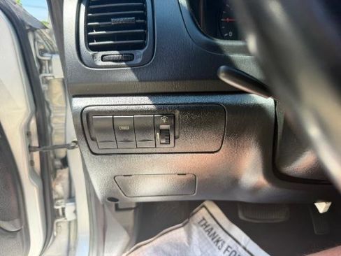 Used 2005 Hyundai Sonata GLS FWD image 22