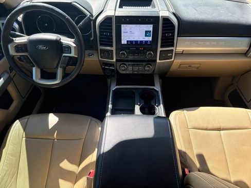 Used 2020 Ford F350 Lariat w/ Lariat Ultimate Package image 12