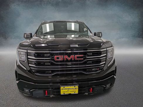 Used 2025 GMC Sierra 1500 AT4 AWD/4WD image 2