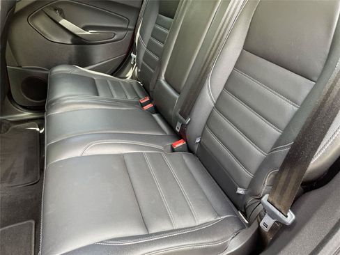 Used 2018 Ford Escape SEL AWD/4WD image 15