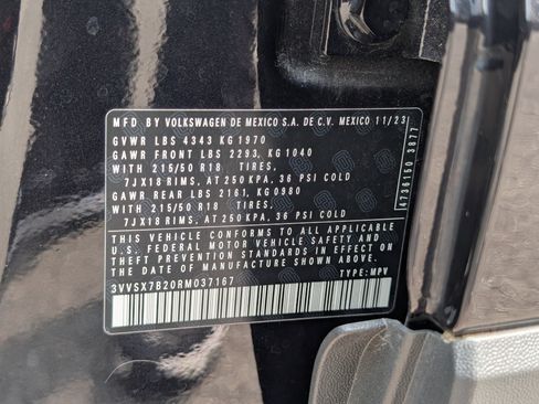 Used 2024 Volkswagen Taos SE FWD image 38