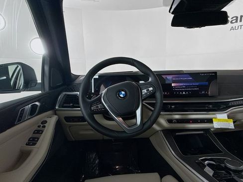 New 2026 BMW X5 xDrive40i AWD/4WD image 11