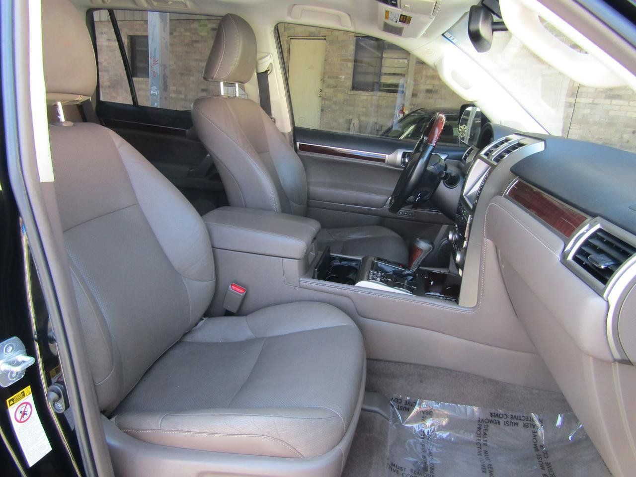 Used 2018 Lexus GX 460 Premium w/ Premium Package AWD/4WD image 13