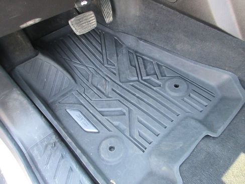 Certified 2025 GMC Canyon Elevation AWD/4WD image 25