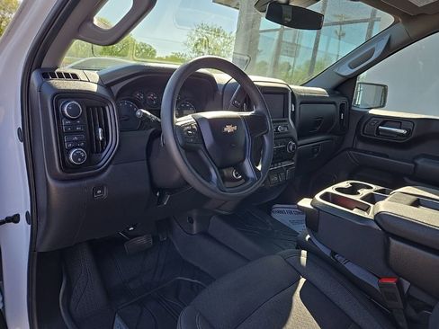 Used 2025 Chevrolet Silverado 1500 Custom AWD/4WD image 43