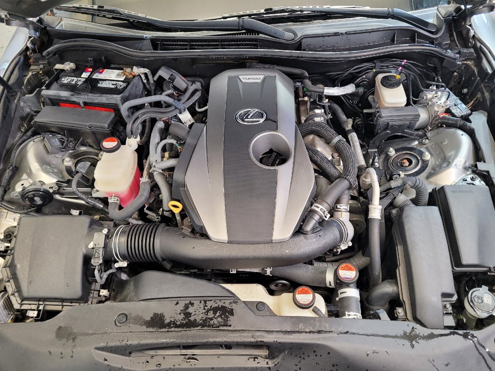 Used 2016 Lexus IS 200t RWD image 30