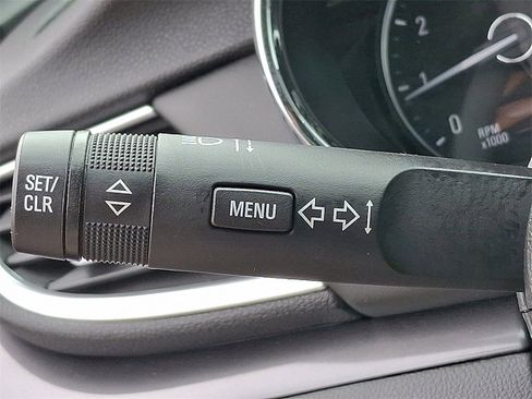 Used 2022 Buick Encore Preferred w/ Safety Package image 25