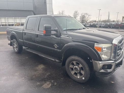 Used 2011 Ford F350 Lariat w/ Lariat Interior Pkg image 3