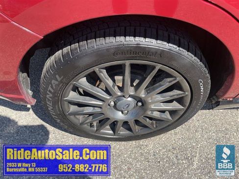Used 2010 Ford Focus SES FWD image 27