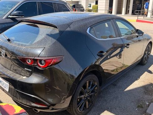 Used 2024 MAZDA MAZDA3 s FWD image 3