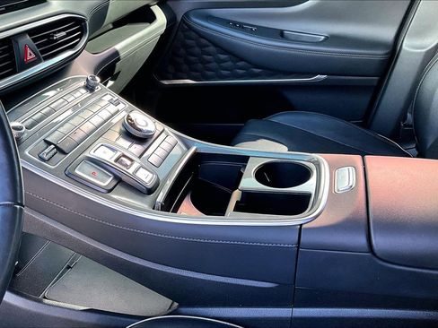 Used 2023 Hyundai Santa Fe Limited image 17