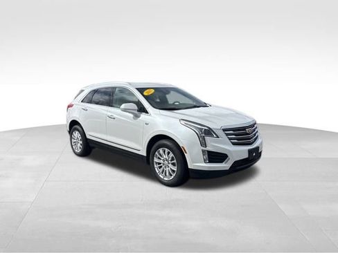 Used 2017 Cadillac XT5 FWD image 7
