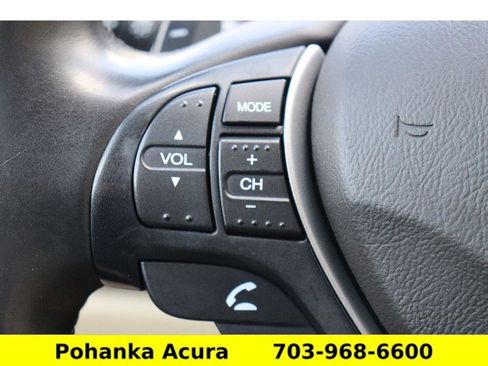 Used 2017 Acura RDX w/ Tech & AcuraWatch Plus Pkg FWD image 12