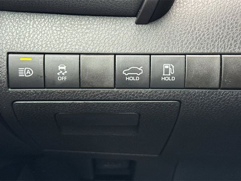 Used 2021 Toyota Camry XSE image 30