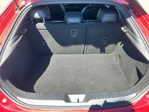 Used 2020 MAZDA MAZDA3 AWD Hatchback w/ Preferred Pkg image 37