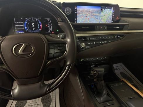 Used 2021 Lexus ES 350 Ultra Luxury w/ Accessory Package FWD image 28