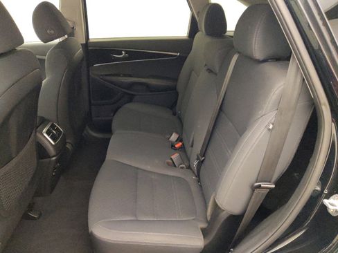 Used 2020 Kia Sorento FWD V6 image 18