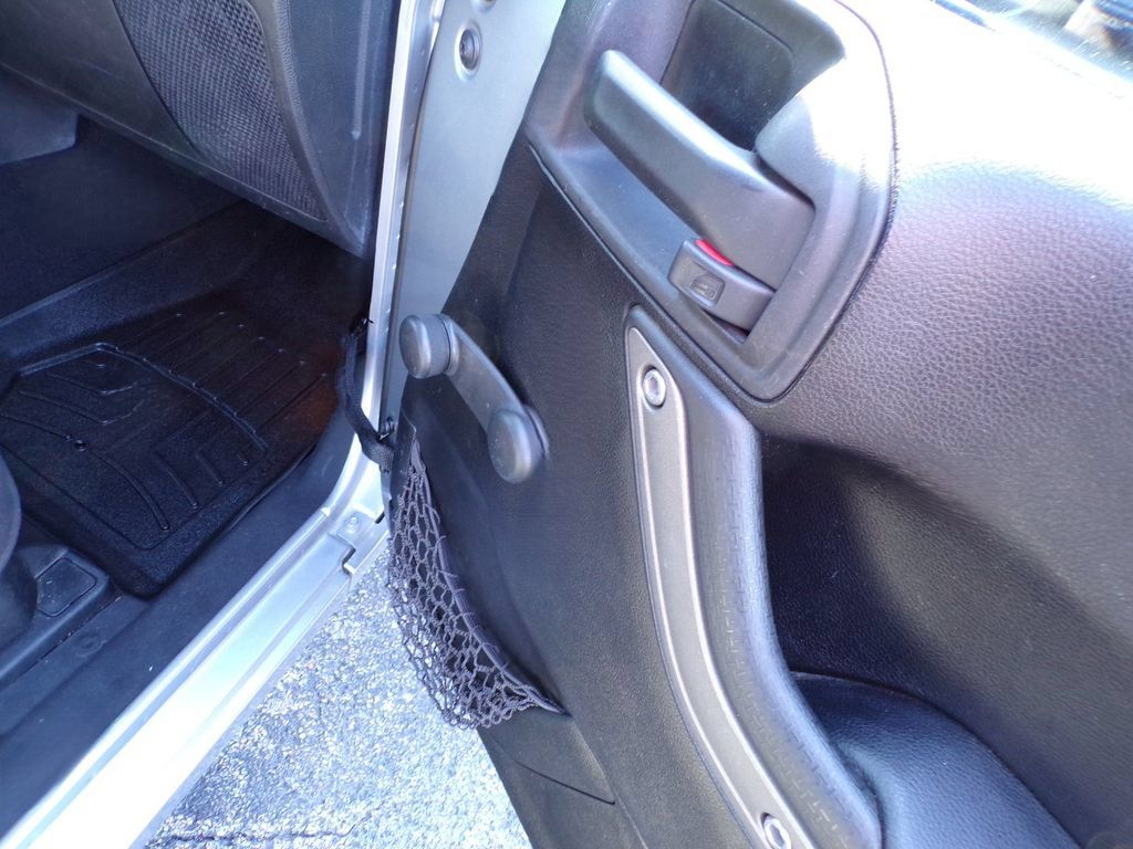 Used 2013 Jeep Wrangler Sport AWD/4WD image 8