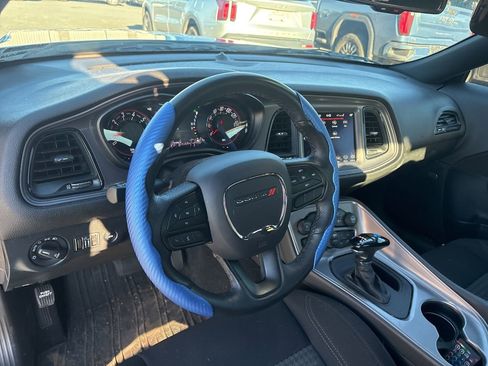 Used 2023 Dodge Challenger SXT w/ Blacktop Package image 4