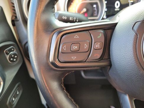 Used 2021 Jeep Gladiator Sport image 29