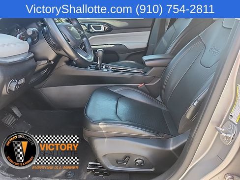 Used 2022 Jeep Compass Limited AWD/4WD image 17